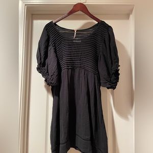 Free People size medium black combo.